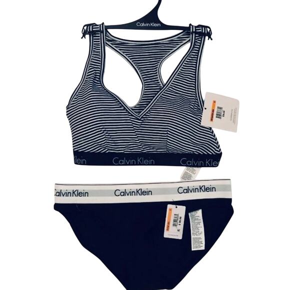 Calvin Klein lounge bra and pantie set - Picture 1 of 2